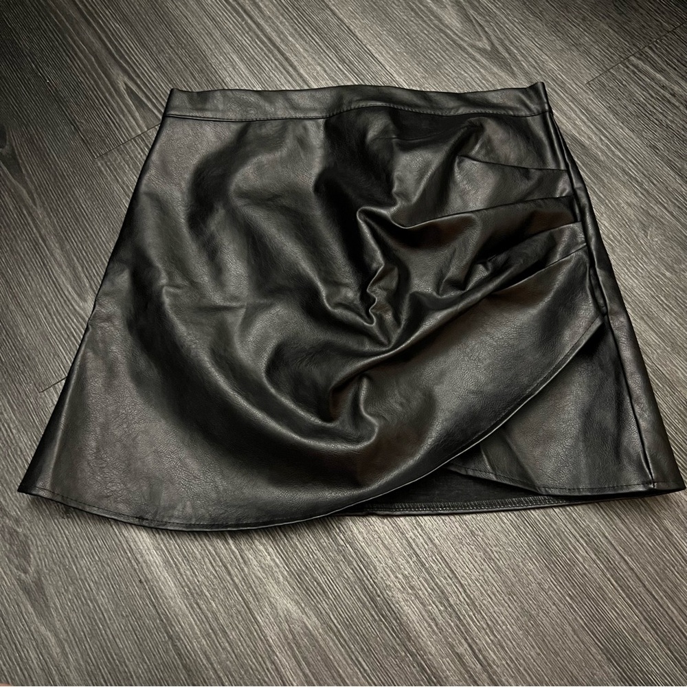 Faux leather skirt